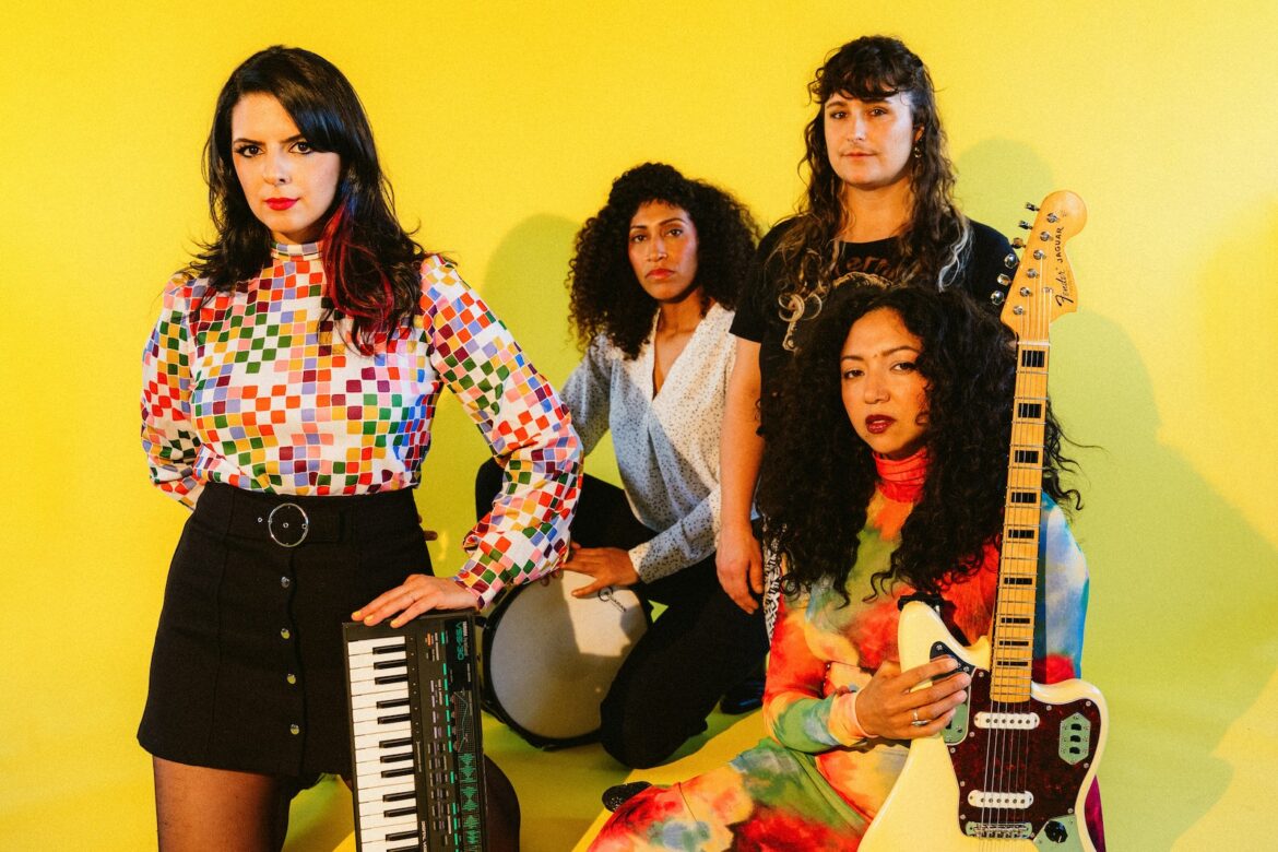 La LuzがSub Popからのファーストアルバムを発表、「Strange World」を公開