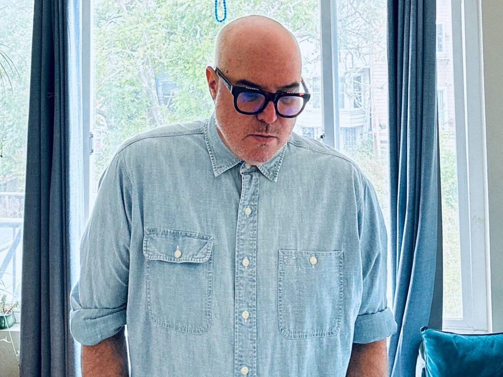 The Reds, Pinks and Purplesがニューアルバム「The Past is a Garden I Never Fed」を発表、’I Only Ever Wanted To See You Fail’を公開。