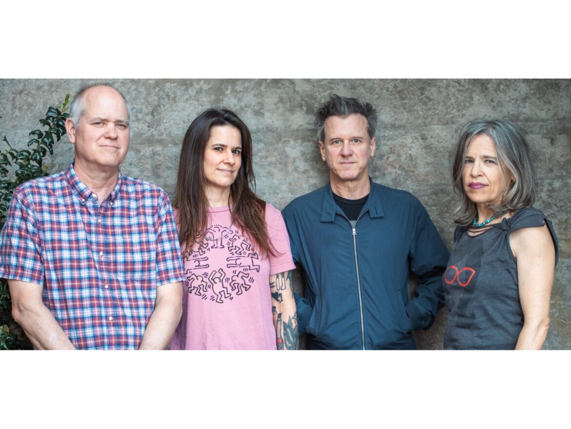 Superchunk、13thアルバム「Songs In The Key Of Yikes」発表！新ドラマー迎え新章へ
