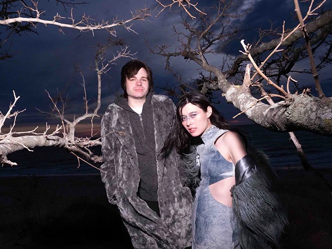 「あらゆるものが小さな一点」――Water From Your Eyes、新作で時間、恐竜、宇宙を巡る壮大な旅へ