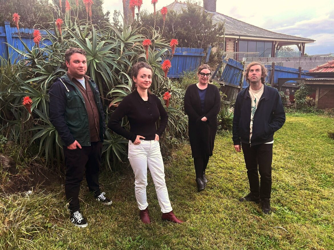 Sachetならではのユニークな音楽性：ジャンル分け不能な「パズルボックス・ポップス」