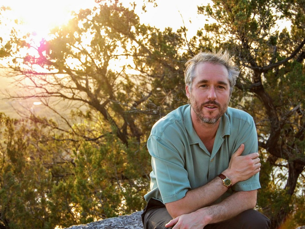 Kurt Vileの元盟友 Matt Kivelが7年を費やし描く、ノースリッジ地震からVampire Weekendの台頭までを包含する西海岸クロニクル