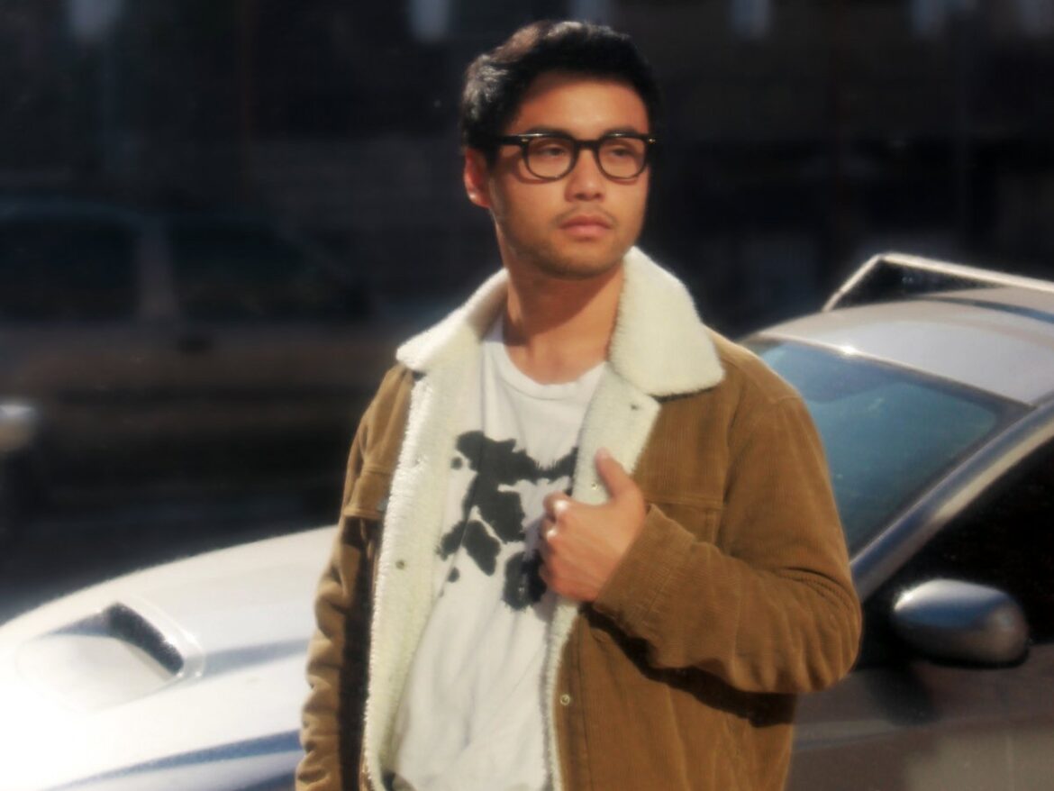 カルト指導者の父との決別を音楽に昇華：Essvus（Gen Morigami）が数十年の心理的苦痛を「ノイズ駆動のIDM」で表現したカタルシス的アルバム『What Ails You』