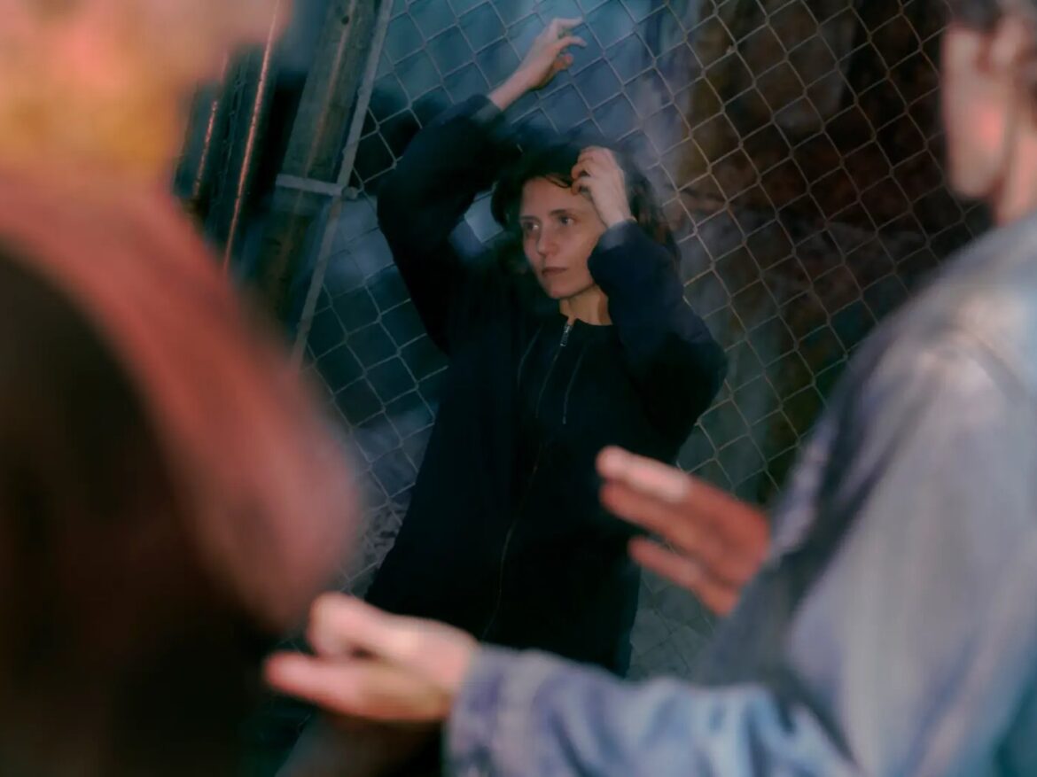 Jana Horn、ニューアルバム『Jana Horn』を発表：心に響くリードシングル「Go On, Move Your Body」のMVで都会の「方向感覚の喪失」を映像化