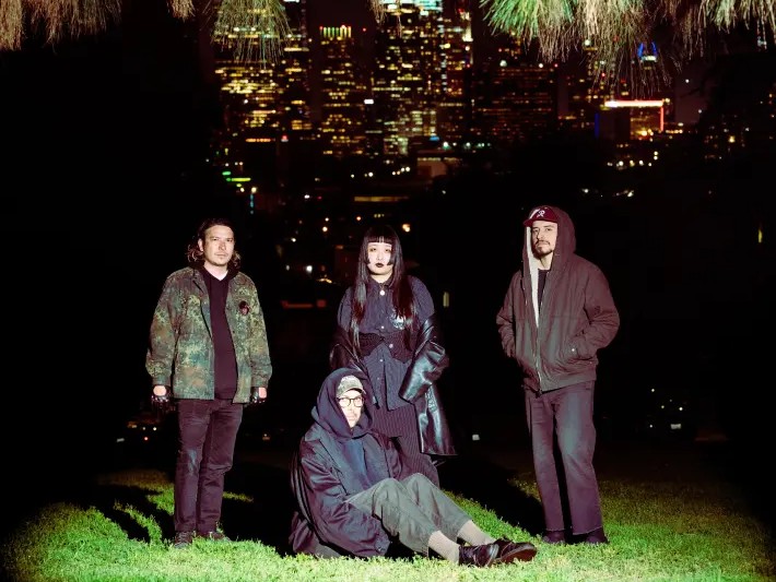 LAのドリーミーバンド Draag、新作EP『Miracle Drug』を発表：シューゲイズとスクリーモを融合させた衝撃的なタイトル曲を先行公開