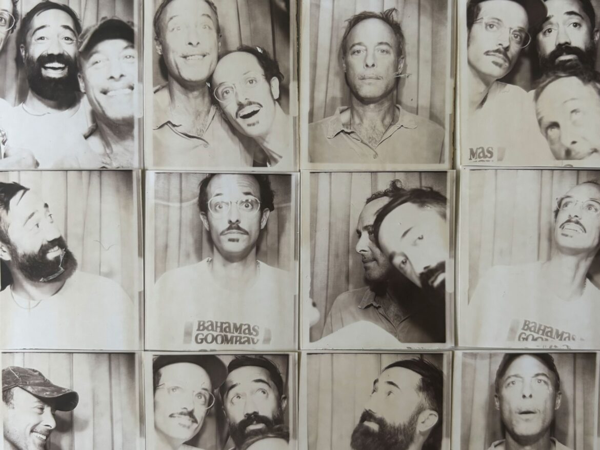 哲学的グルーヴの帰還：Templeが語る最新作は「リズムの正確さ」と「メロディの漂流」の融合、バンドメンバーとの本能的な化学反応が光る静かなる啓示のアルバム