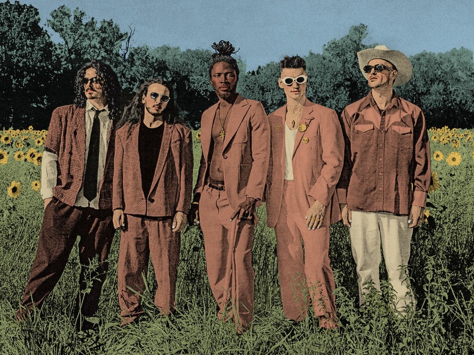 沈黙を破るPigeonの最新弾「Miami」。8bit的な遊び心と肉体的なファンクネスが融合。Michael Kiwanukaを支える腕利きたちが放つ、2026年ダンス・ミュージック界のマスターピースが遂に登場。