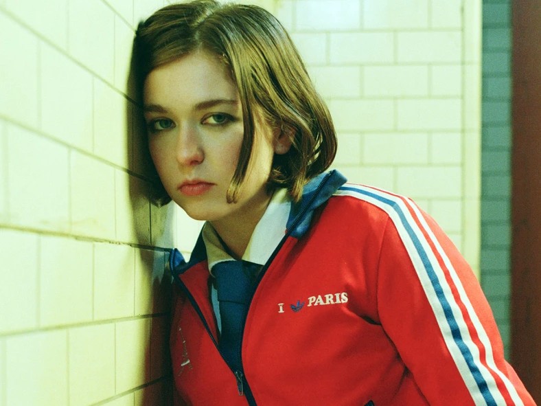 Snail Mailが新作『Ricochet』を発表。死と再生を見つめる11曲の物語と、ノスタルジー溢れる新曲MVを解禁