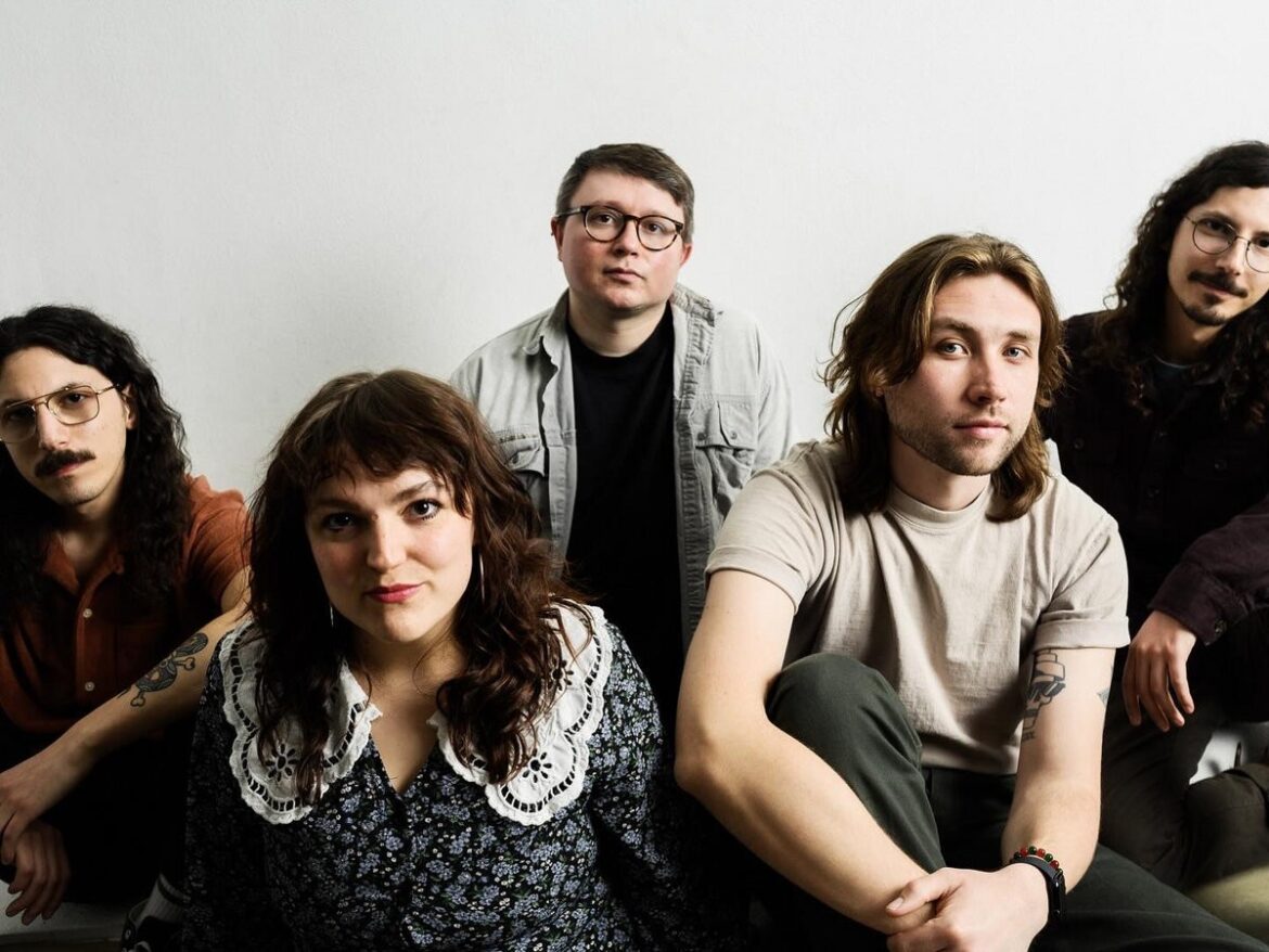 進化を遂げた Suitor が放つ「音の壁」――ノイズ・ポップとポスト・パンクが火花を散らす最新作