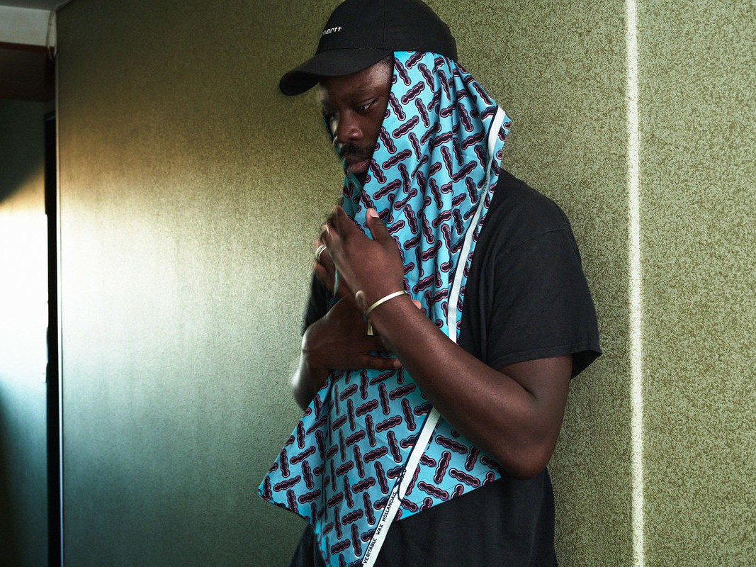 打楽器的な構造から解放された音の物理学：ガーナへの旅を経てAho Ssanが到達した、カオスと静寂が共生する抽象的音響空間