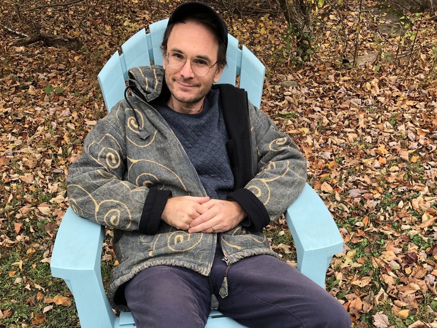 意味から解放され、純粋な響きへと溶け合う言葉。Ben Vidaが最新作『Oblivion Seekers』で提示する、言語の階層を解体し音楽と平等に調和させる新たな試み