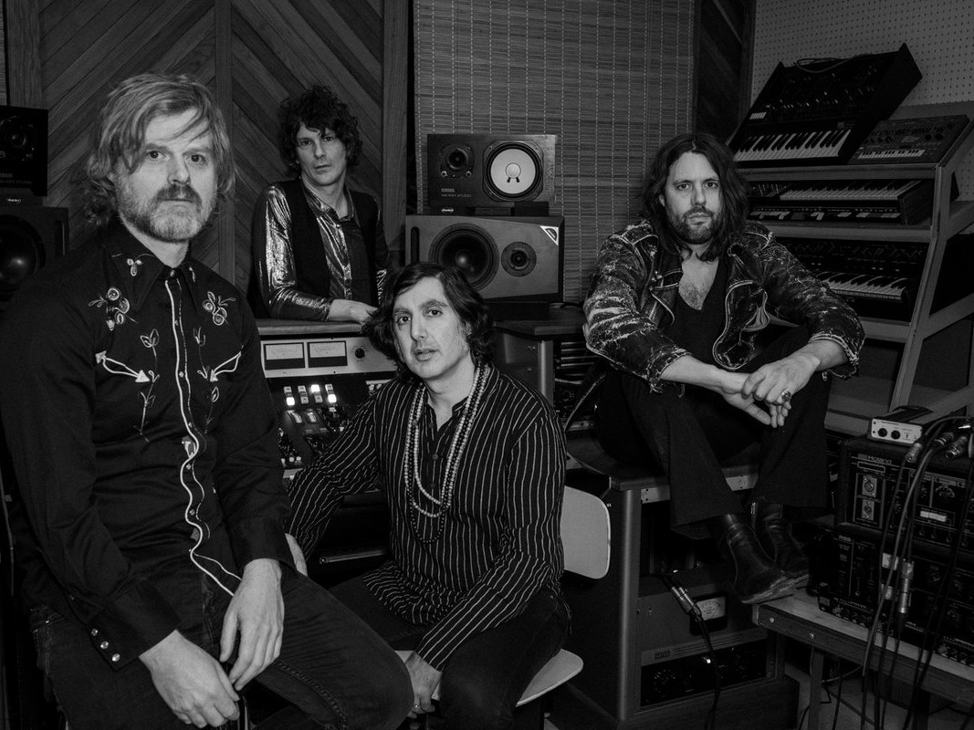 悲しみと希望の狭間で揺れる、魂の瞑想録。Rishi Dhirが私的な喪失を乗り越え辿り着いた、Elephant Stone史上最も剥き出しの最高傑作