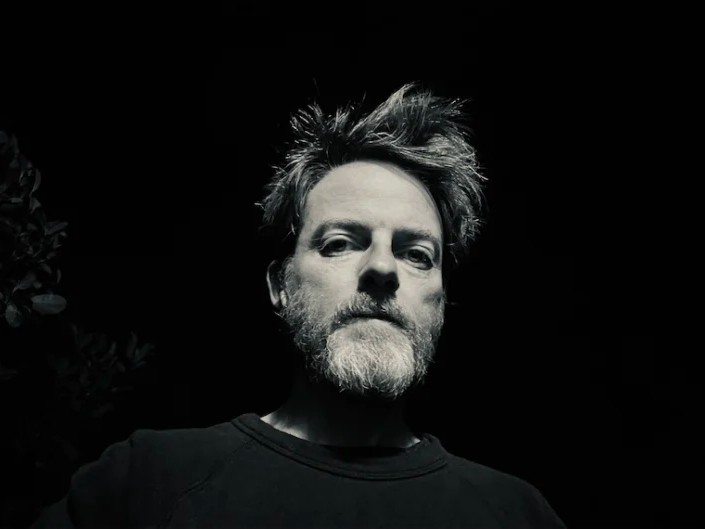 「5年の沈黙を経て響き出す、微細な生態系への祈り」—— Eluviumが贈る実験的シリーズ最新作『Virga III』が、混迷の時代に神聖な休息をもたらす