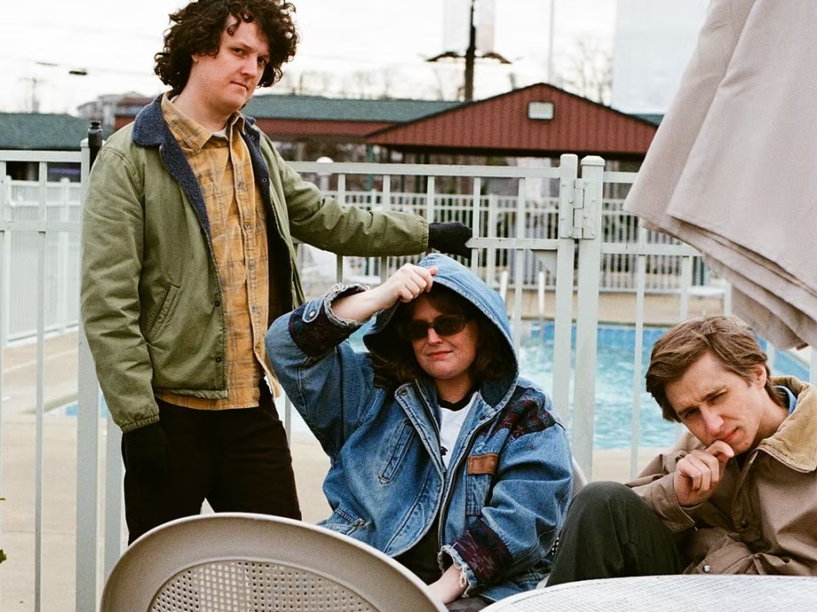 敬意と遊び心が交錯する、現代インディー・フォークの到達点：Styrofoam Winos が描き出す「水」と「適応」の物語